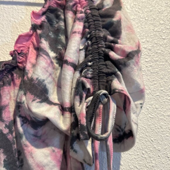 Volcom Women's MEDIUM Crop Top Pink Black White Tiedoll Wave Tie Dye - Picture 6 of 6